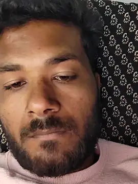 Snapshot of devil_khilesh chatting on 21, 12, 2025 devil khilesh online show from 21, 12, 2025