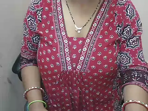 Snapshot of bold_naina chatting on 28, 11, 2025 bold naina online show from 28, 11, 2025