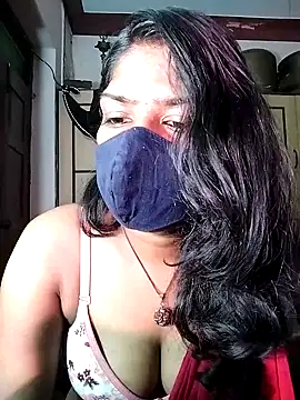 Snapshot of Tamil_Kavitha chatting on 7, 7, 2026 Tamil Kavitha online show from 7, 7, 2026