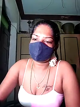 Snapshot of Tamil_Kavitha chatting on 19, 7, 2026 Tamil Kavitha online show from 19, 7, 2026