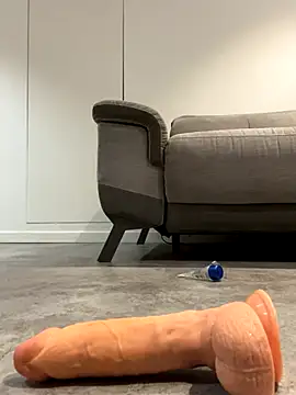 antoiine1089 online show from 12, 9, 2025