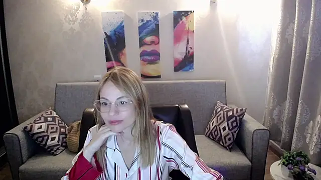 shy hot cat online show from 11, 9, 2025