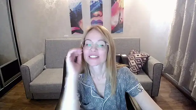 shy hot cat online show from 22, 9, 2025