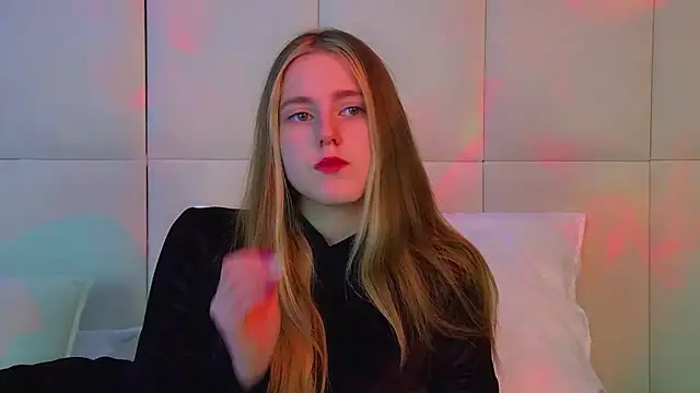 Snapshot of LexiBookwell chatting on 27, 2, 2026 LexiBookwell online show from 27, 2, 2026