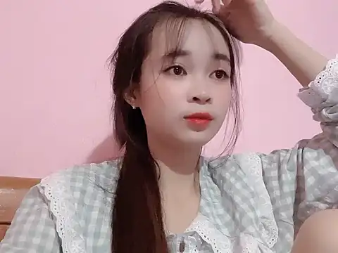 Snapshot of Suna7383 chatting on 5, 10, 2025 Suna7383 online show from 5, 10, 2025