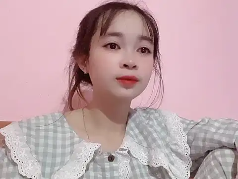 Snapshot of Suna7383 chatting on 16, 10, 2025 Suna7383 online show from 16, 10, 2025