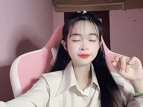 Suna7383 online show from 8, 11, 2025