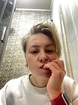 MartaLuna  online show from 18, 1, 2026