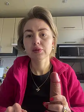 MartaLuna  online show from 23, 2, 2026