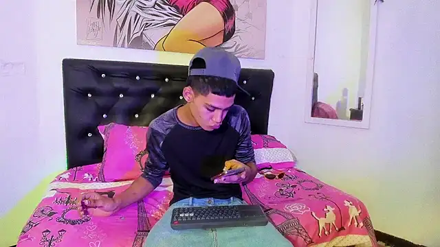 xxKamadevaxx online show from 18, 11, 2025