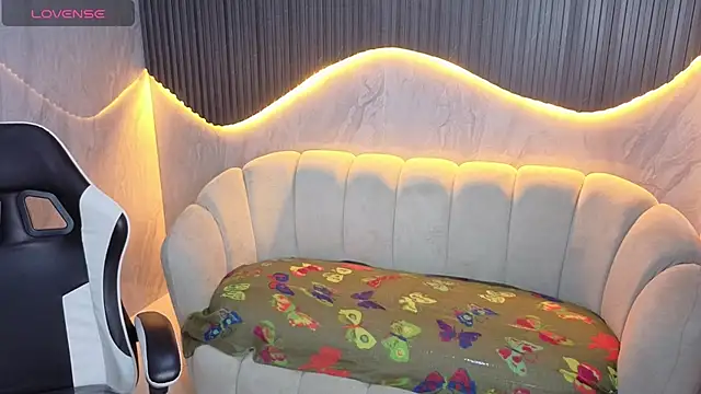 Maia Tx online show from 6, 10, 2025