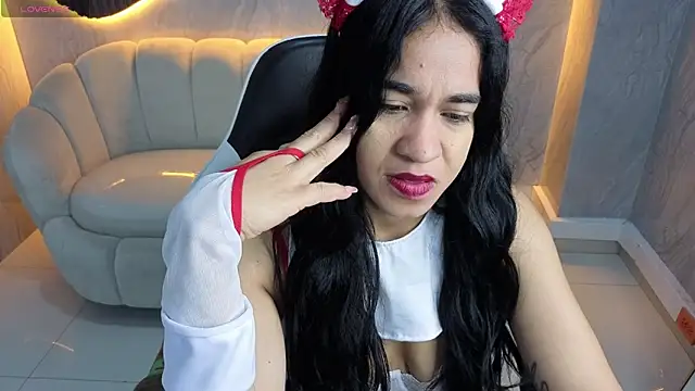 Maia Tx online show from 14, 11, 2025