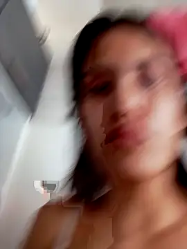 Snapshot of Isa_Rouse__ chatting on 31, 10, 2025 Isa Rouse online show from 31, 10, 2025