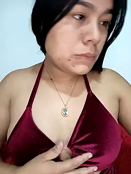 Snapshot of April_Becker chatting on 29, 11, 2025 April Becker online show from 29, 11, 2025