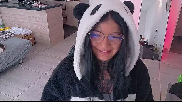 Unatatuada online show from 9, 10, 2025