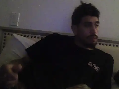 Snapshot of busnfatnutsLildee chatting on 5, 8, 2026 busnfatnutsLildee online show from 5, 8, 2026