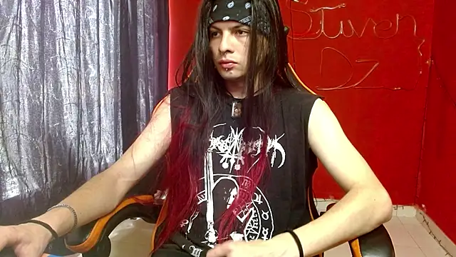 Snapshot of stvn_hot chatting on 4, 4, 2026 stvn hot online show from 4, 4, 2026