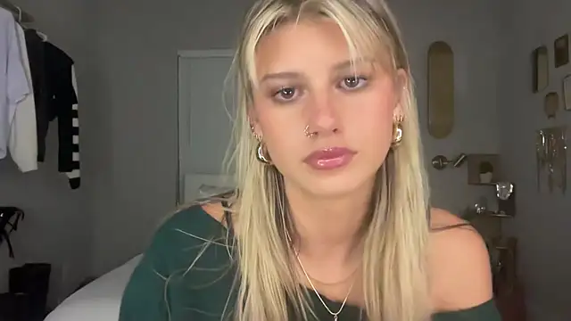 AnnGrayson online show from 8, 10, 2025