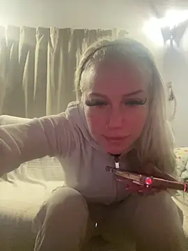 Snapshot of paulinaalatalo chatting on 16, 4, 2026 paulinaalatalo online show from 16, 4, 2026