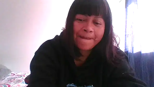 Snapshot of adri89-g chatting on 6, 1, 2026 adri89-g online show from 6, 1, 2026