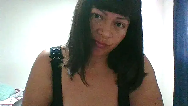 Snapshot of adri89-g chatting on 18, 2, 2026 adri89-g online show from 18, 2, 2026