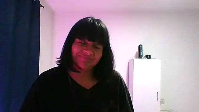 Snapshot of adri89-g chatting on 27, 3, 2026 adri89-g online show from 27, 3, 2026