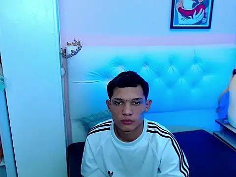 Snapshot of EL_VENEZOLANO_22CM chatting on 19, 9, 2025 EL VENEZOLANO 22CM online show from 19, 9, 2025