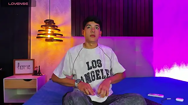 SandroVeyra online show from 4, 10, 2025