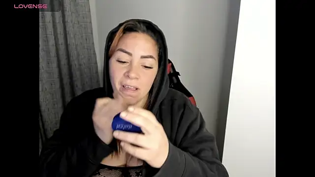 alexiaystive3 online show from 5, 10, 2025