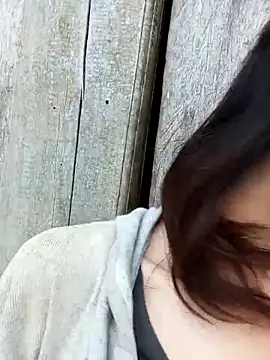 bonnie-00 online show from 13, 9, 2025