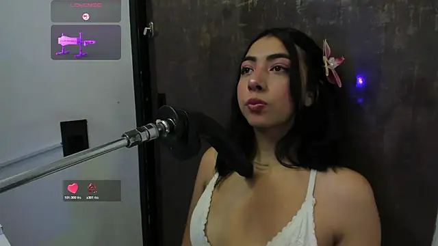 cherry skinny  online show from 6, 4, 2026