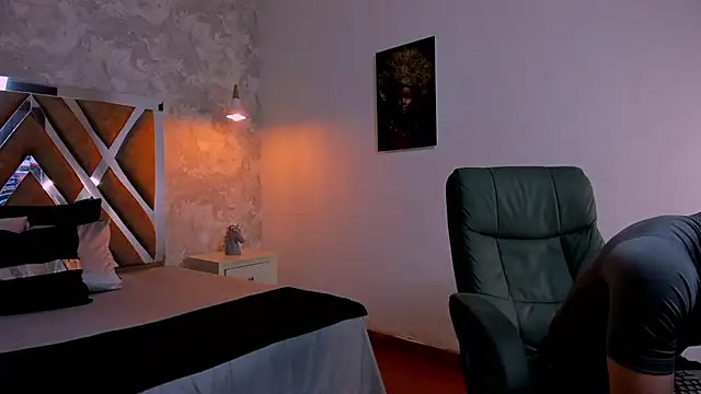 Snapshot of kraven_lust chatting on 28, 11, 2025 kraven lust online show from 28, 11, 2025