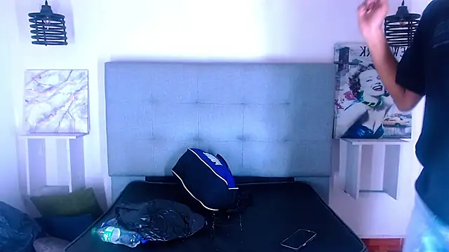 Billie Turner  online show from 14, 11, 2025