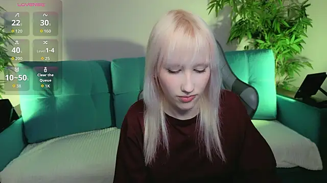 Snapshot of evlica chatting on 8, 3, 2026 evlica online show from 8, 3, 2026