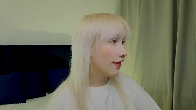 Snapshot of evlica chatting on 15, 3, 2026 evlica online show from 15, 3, 2026