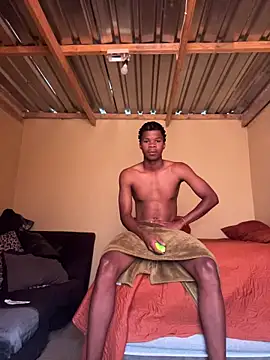 Snapshot of thatotheroneguy chatting on 7, 11, 2025 thatotheroneguy online show from 7, 11, 2025