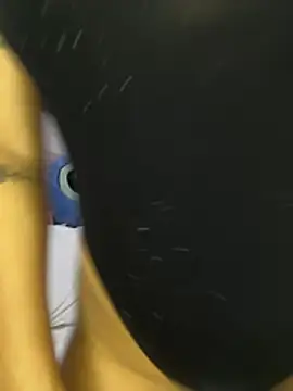 Snapshot of karolaalcendra chatting on 2, 4, 2026 karolaalcendra online show from 2, 4, 2026