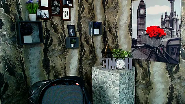 EmmaCat  online show from 9, 10, 2025