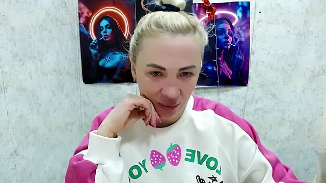 EmmaCat  online show from 24, 2, 2026