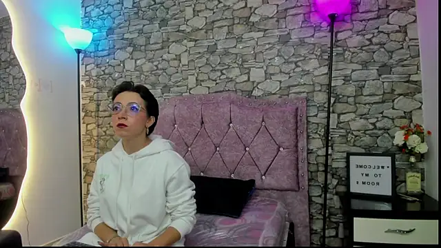 Snapshot of angel_noir1 chatting on 14, 7, 2026 angel noir1 online show from 14, 7, 2026