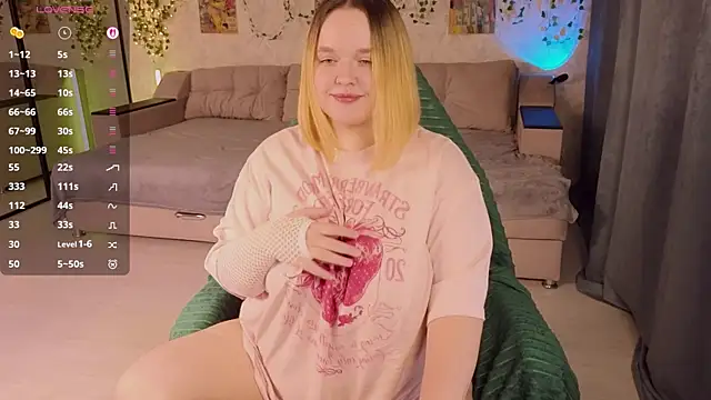 Aki nohana online show from 14, 10, 2025