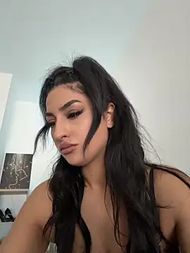Snapshot of Mia_spicyy chatting on 2, 8, 2026 Mia spicyy online show from 2, 8, 2026