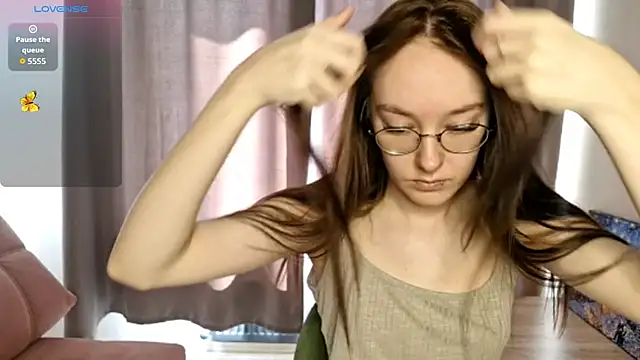 Snapshot of BritniMaddocks chatting on 14, 9, 2025 BritniMaddocks online show from 14, 9, 2025