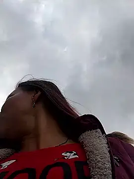 LaraCaliente online show from 8, 1, 2026