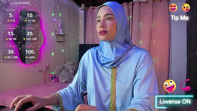 Snapshot of ShanaJamil chatting on 6, 1, 2026 ShanaJamil online show from 6, 1, 2026