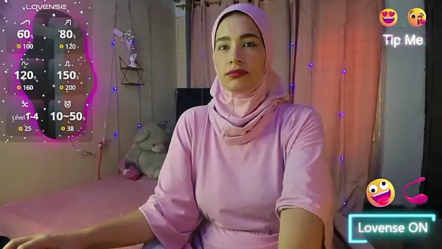 Snapshot of ShanaJamil chatting on 10, 1, 2026 ShanaJamil online show from 10, 1, 2026