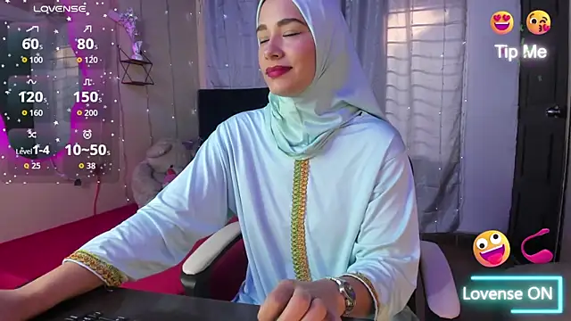 Snapshot of ShanaJamil chatting on 17, 2, 2026 ShanaJamil online show from 17, 2, 2026