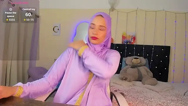 Snapshot of ShanaJamil chatting on 14, 4, 2026 ShanaJamil online show from 14, 4, 2026