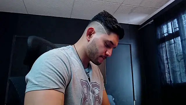 Snapshot of RichardMilleer chatting on 13, 1, 2026 RichardMilleer online show from 13, 1, 2026