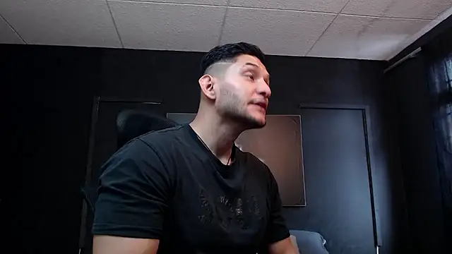 Snapshot of RichardMilleer chatting on 14, 1, 2026 RichardMilleer online show from 14, 1, 2026